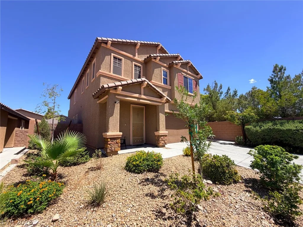 7110 Purple Iris Avenue — photo 2