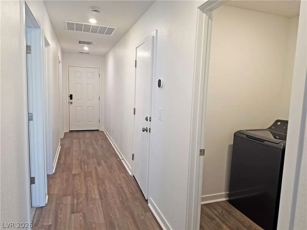 710 East Huyana Wind Drive — photo 3