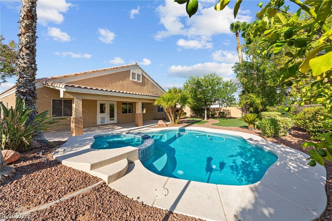 5612 Summer Splash Court — photo 4