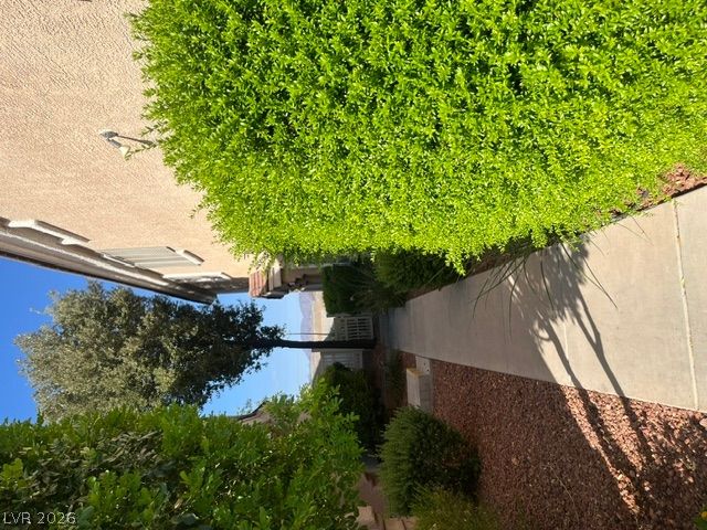 2511 April Breeze Lane — photo 4