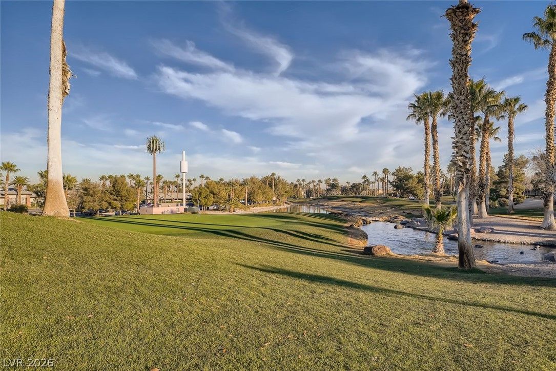 202 Augusta Course Avenue — photo 4 of 52
