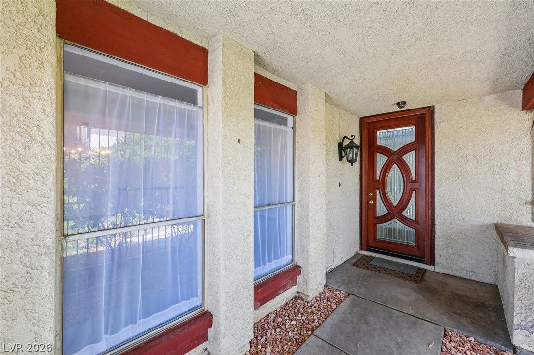 5829 Thor Drive — photo 4