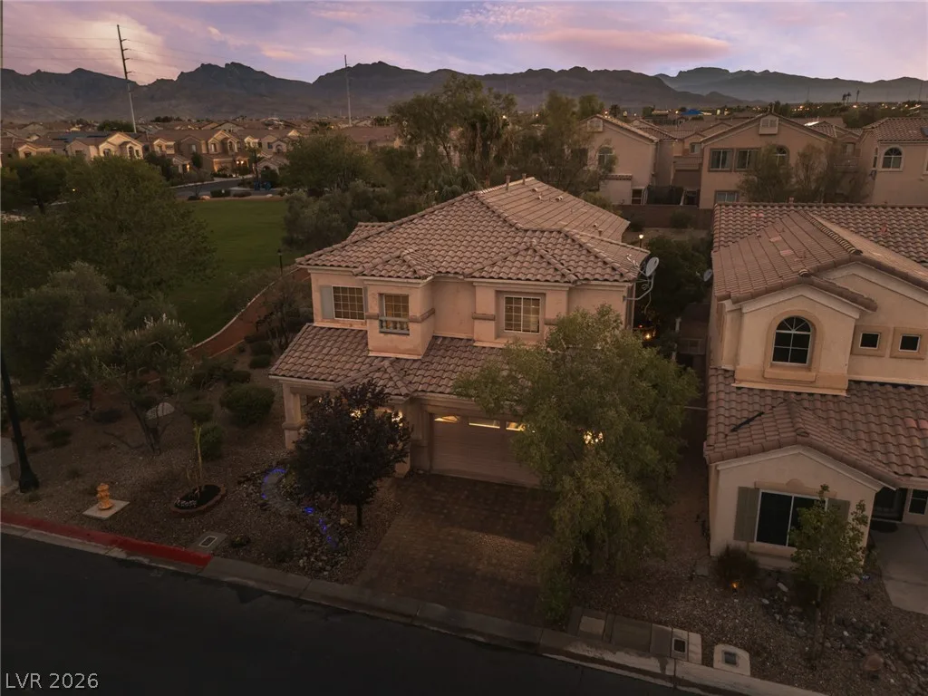 7633 Molfetta Street — photo 2