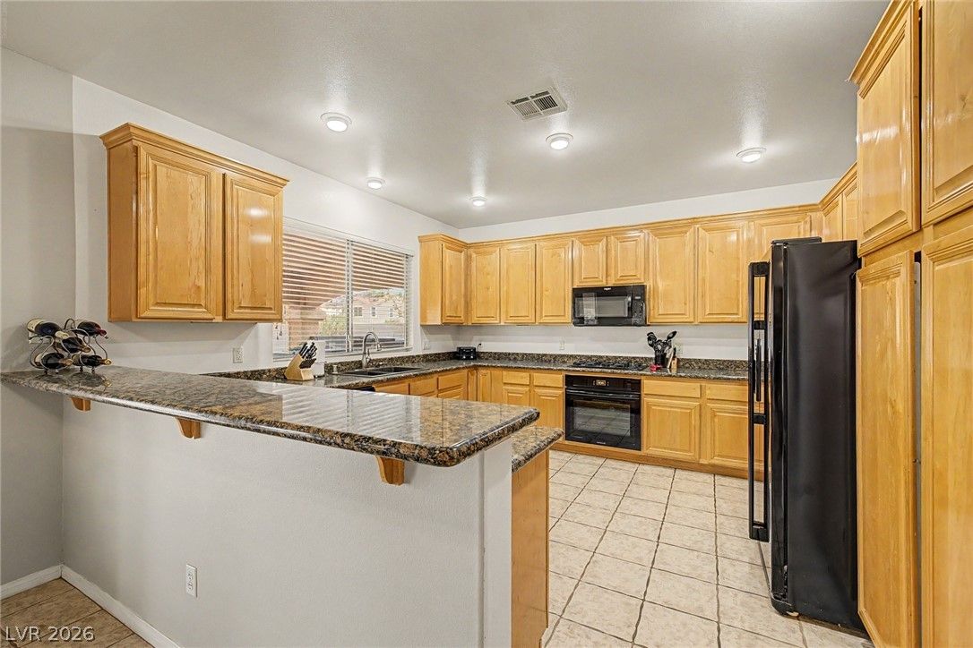 9367 Chateau St Jean Drive — photo 3