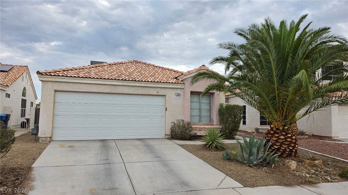 7099 Shadow Crest Drive — photo 2 of 20