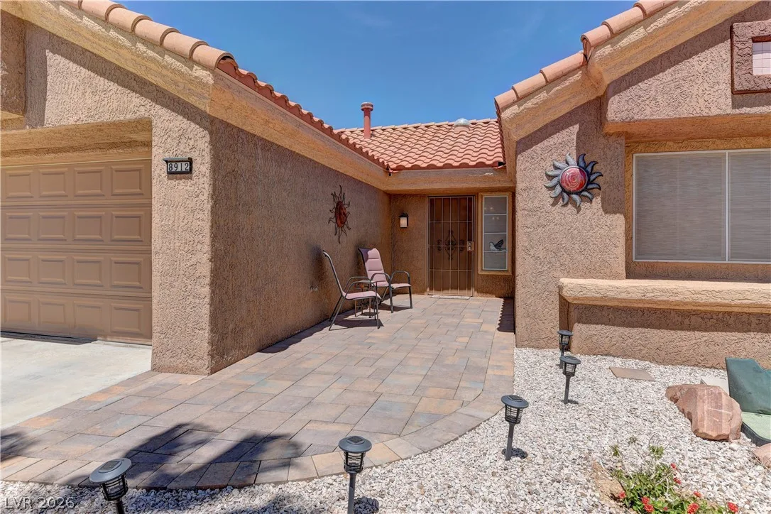 8912 SIGNAL TERRACE Drive — photo 3