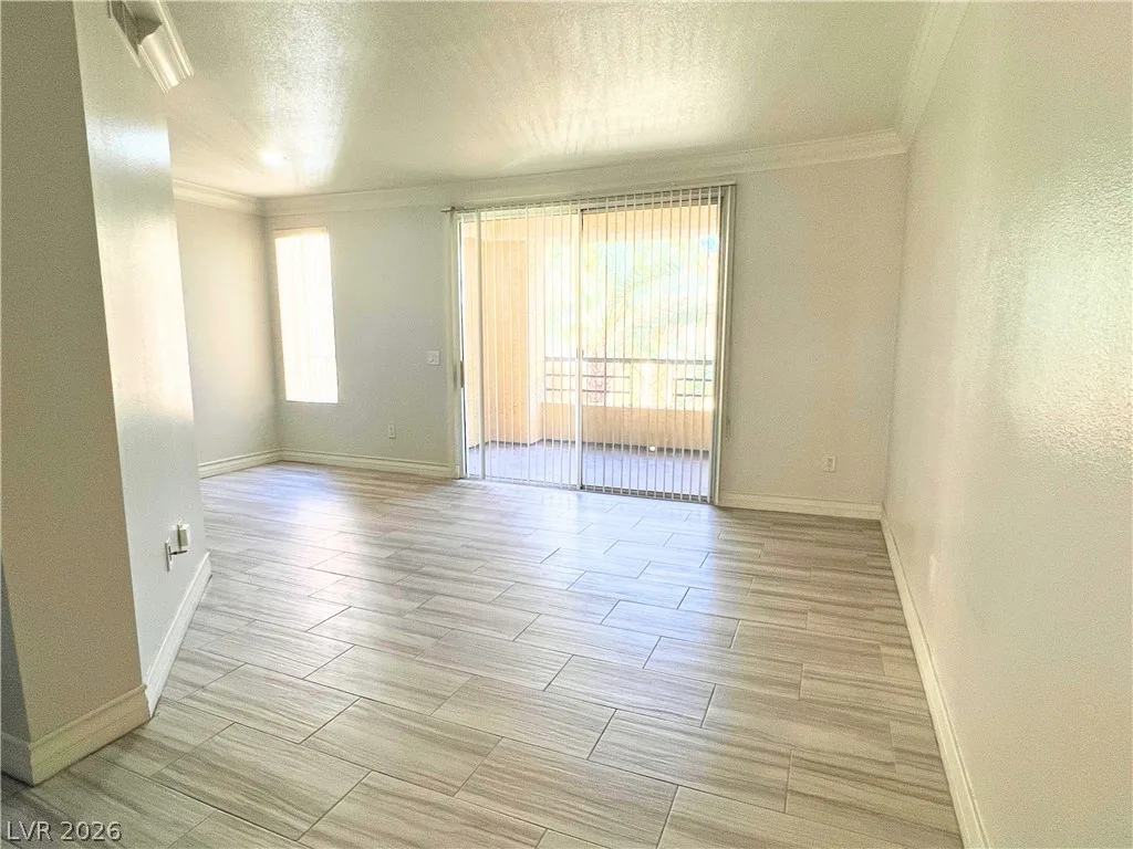 210 FLAMINGO Road 302 — photo 2