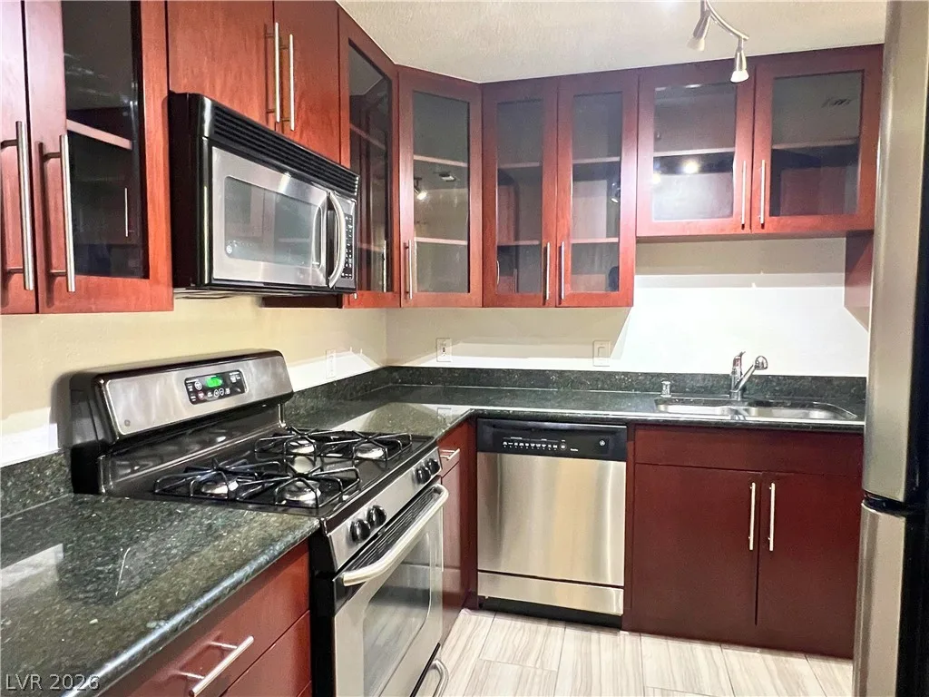210 FLAMINGO Road 302 — photo 3