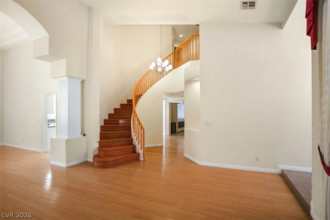 2120 Waterbury Lane — photo 5