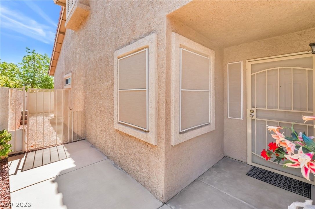 3404 Wexford Lane 101 — photo 3 of 26