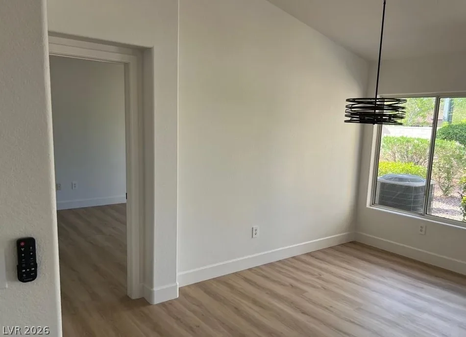 10012 Bundella Drive — photo 5