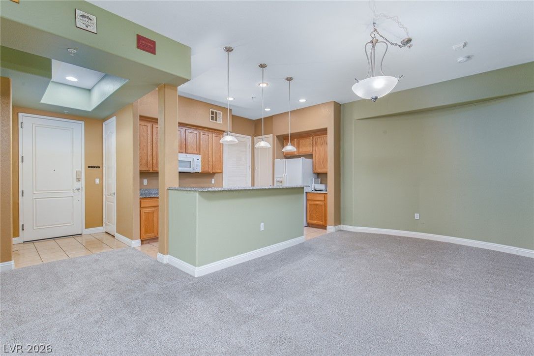 50 East SERENE Avenue 415 — photo 3
