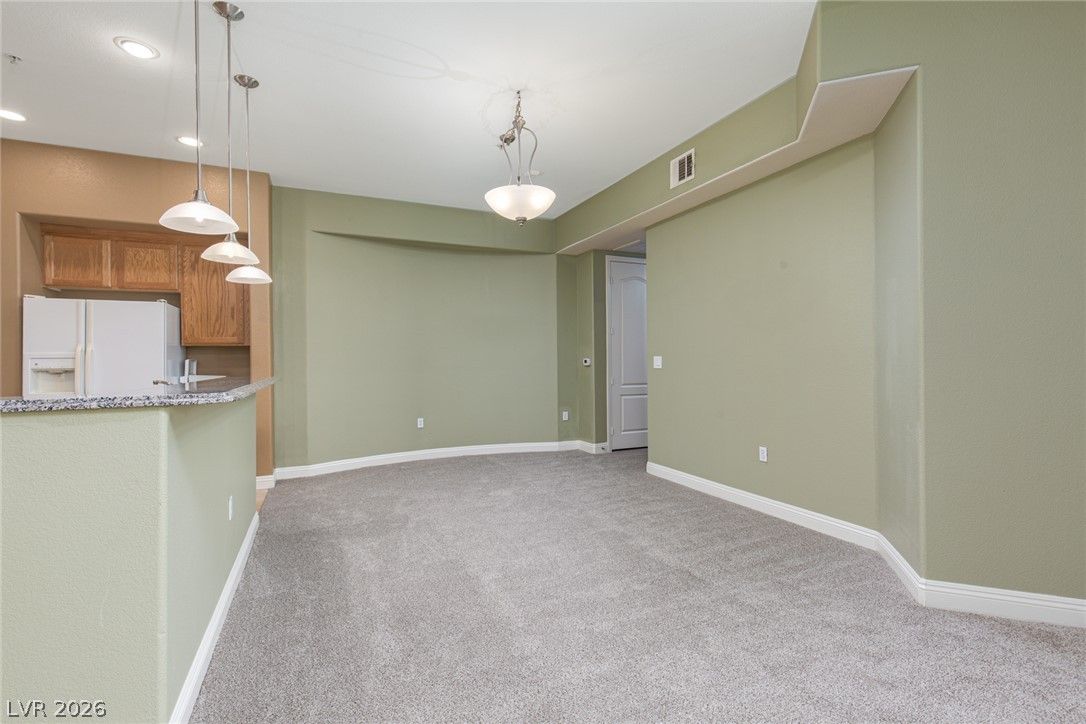 50 East SERENE Avenue 415 — photo 5