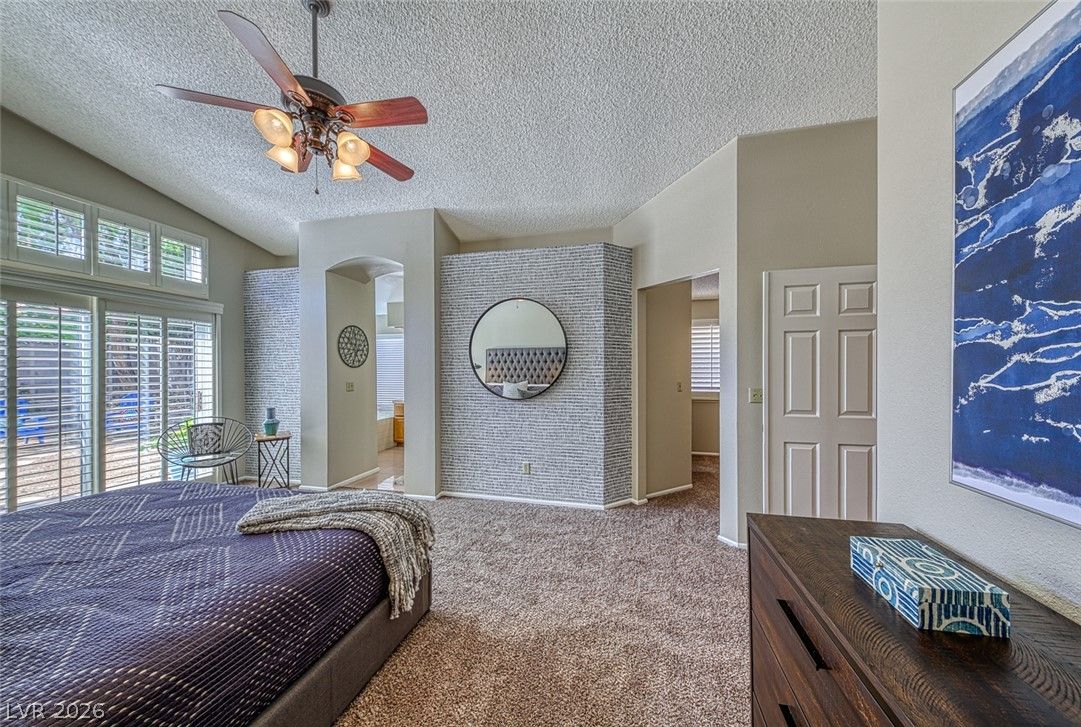 8421 Honeywood Circle — photo 3 of 24