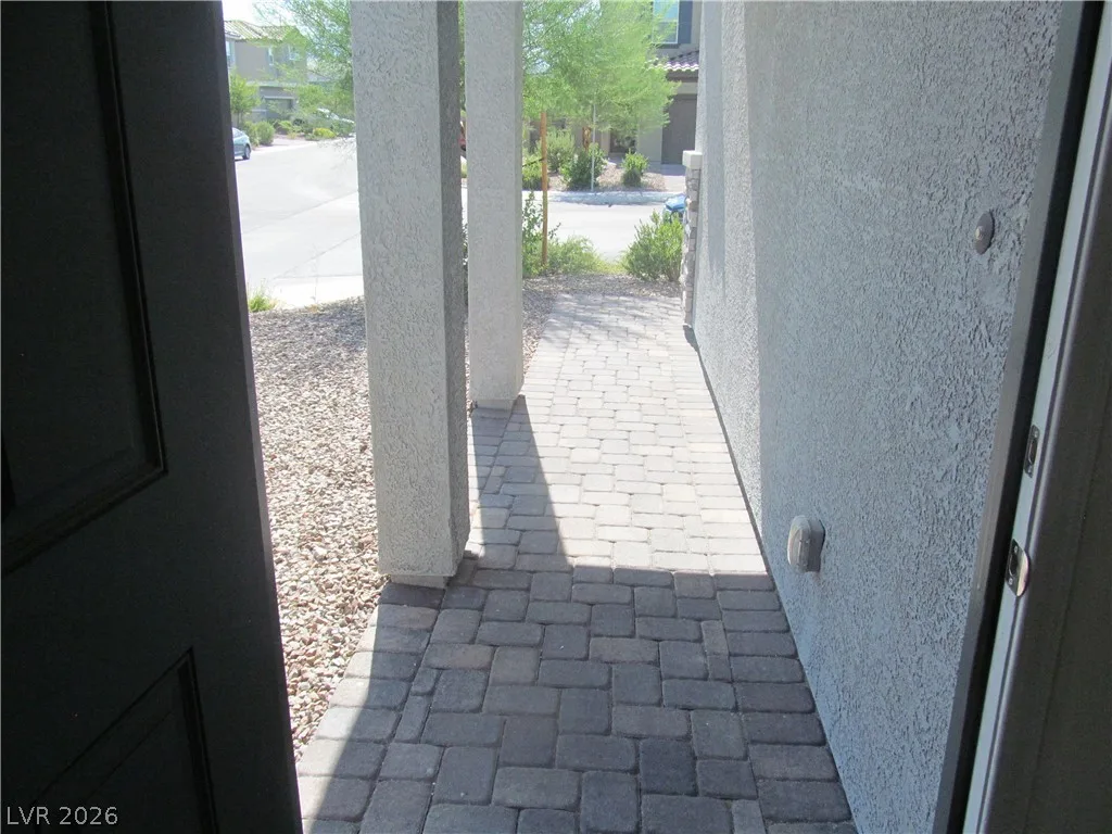 9172 Eagle Ford Street — photo 2