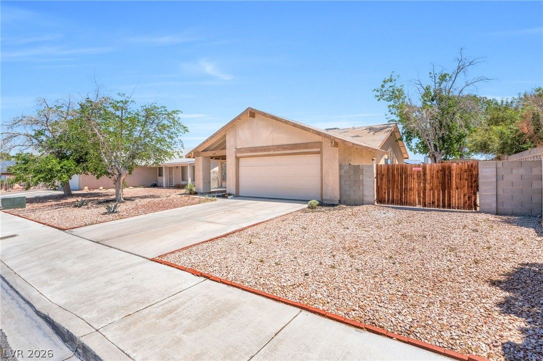 1805 Starbuck Drive — photo 3