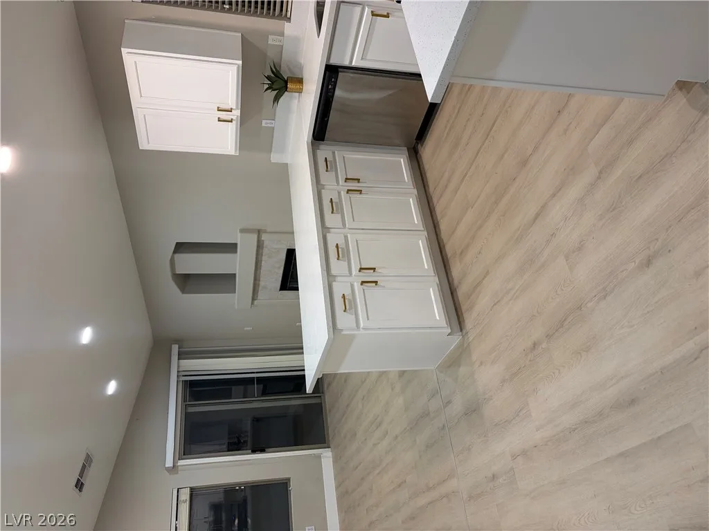7857 March Brown Avenue — photo 3