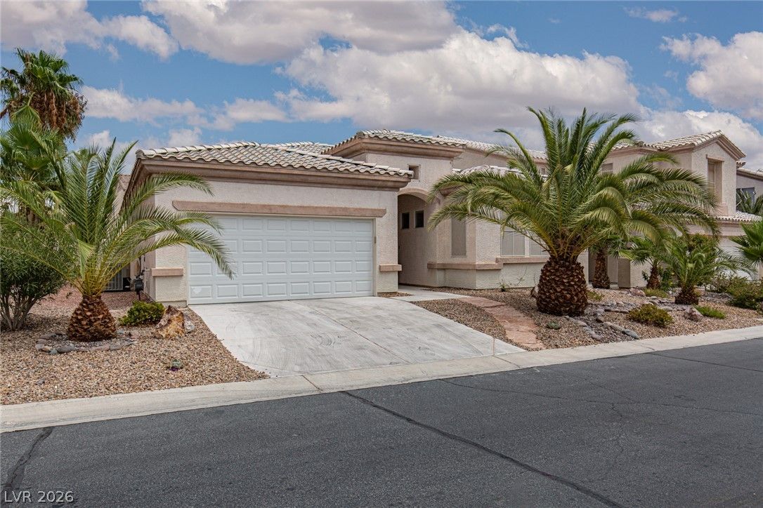 322 Turtle Peak Avenue — photo 3