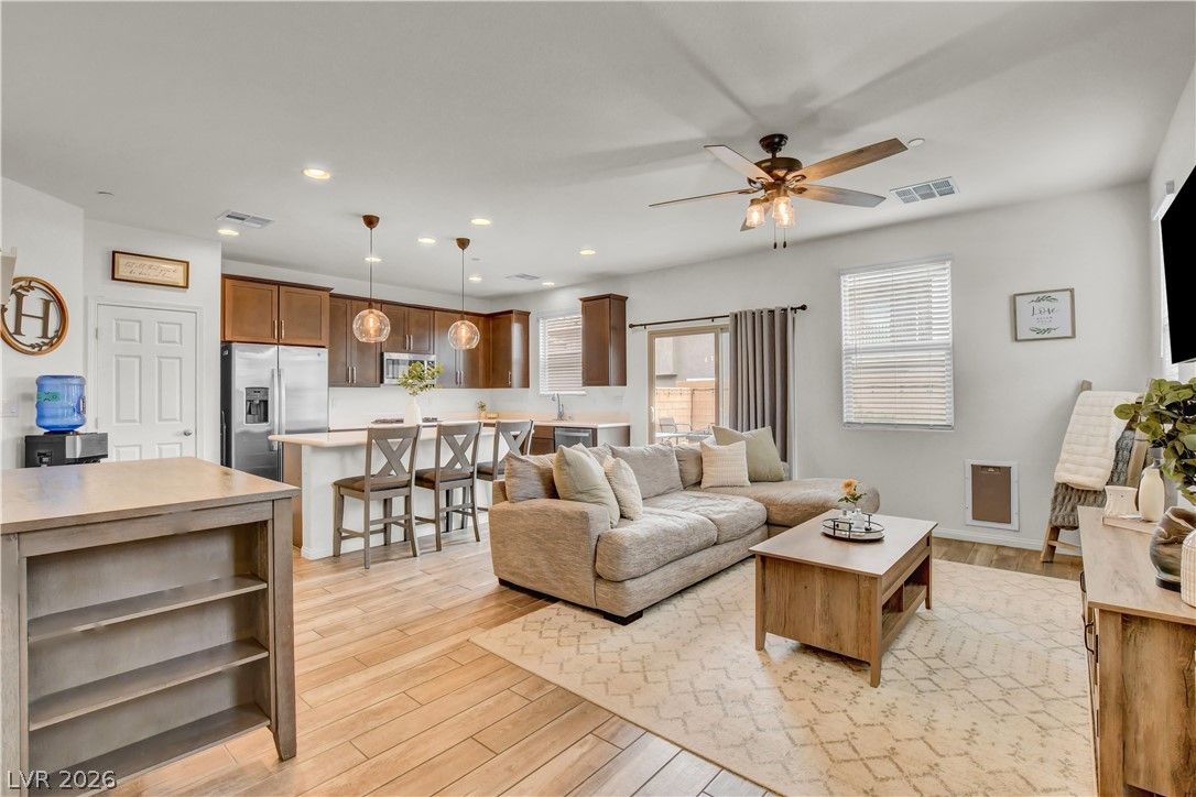 688 Bamboo Bend Place — photo 1