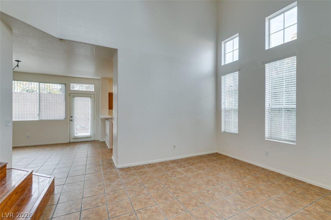 1509 CIMARRON CREST Street 0 — photo 3