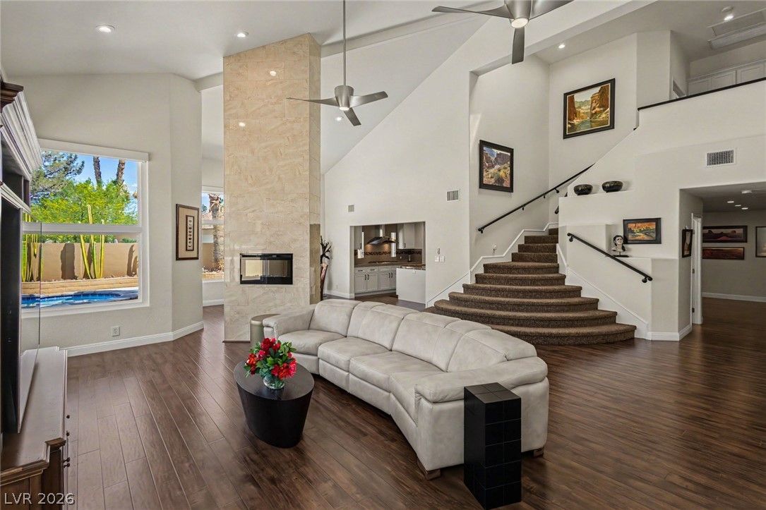 7629 Painted Dunes Drive — photo 3