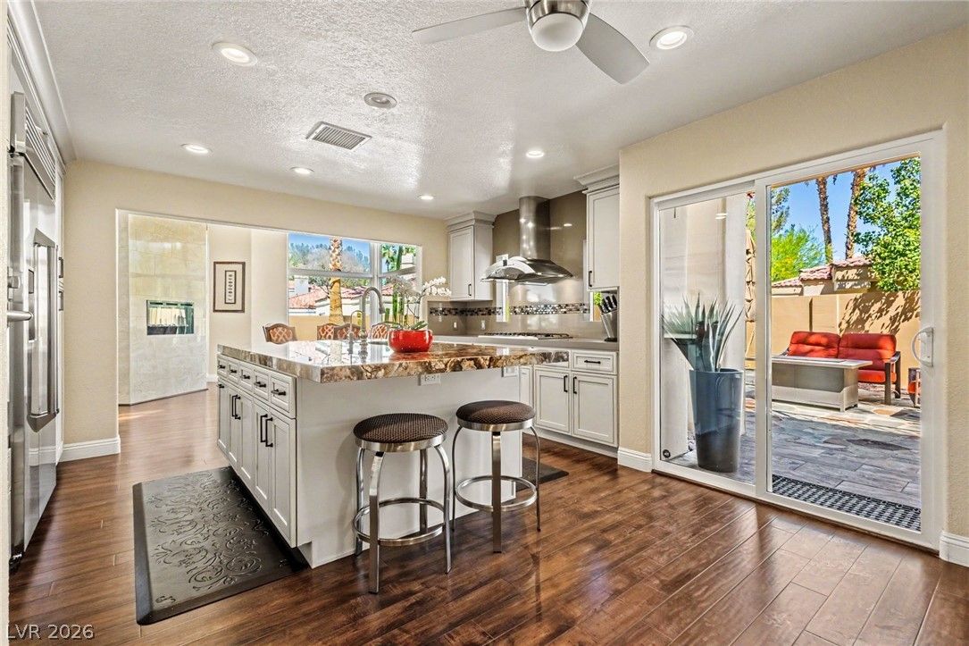 7629 Painted Dunes Drive — photo 4