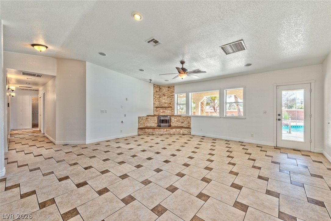 5745 West Meranto Avenue — photo 5