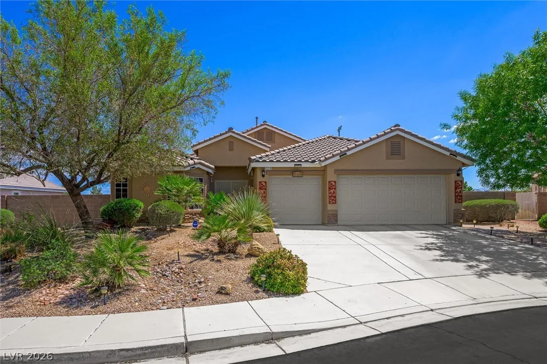 213 Whitetail Archery Avenue — photo 3