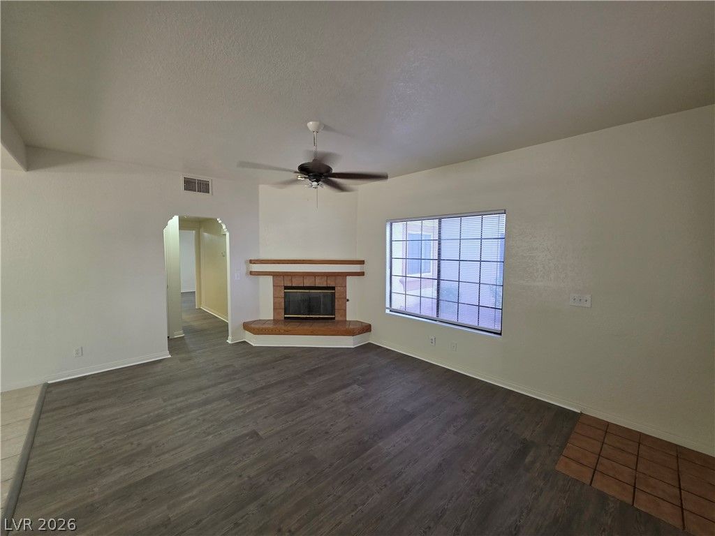 1407 Santa Margarita Street A — photo 5