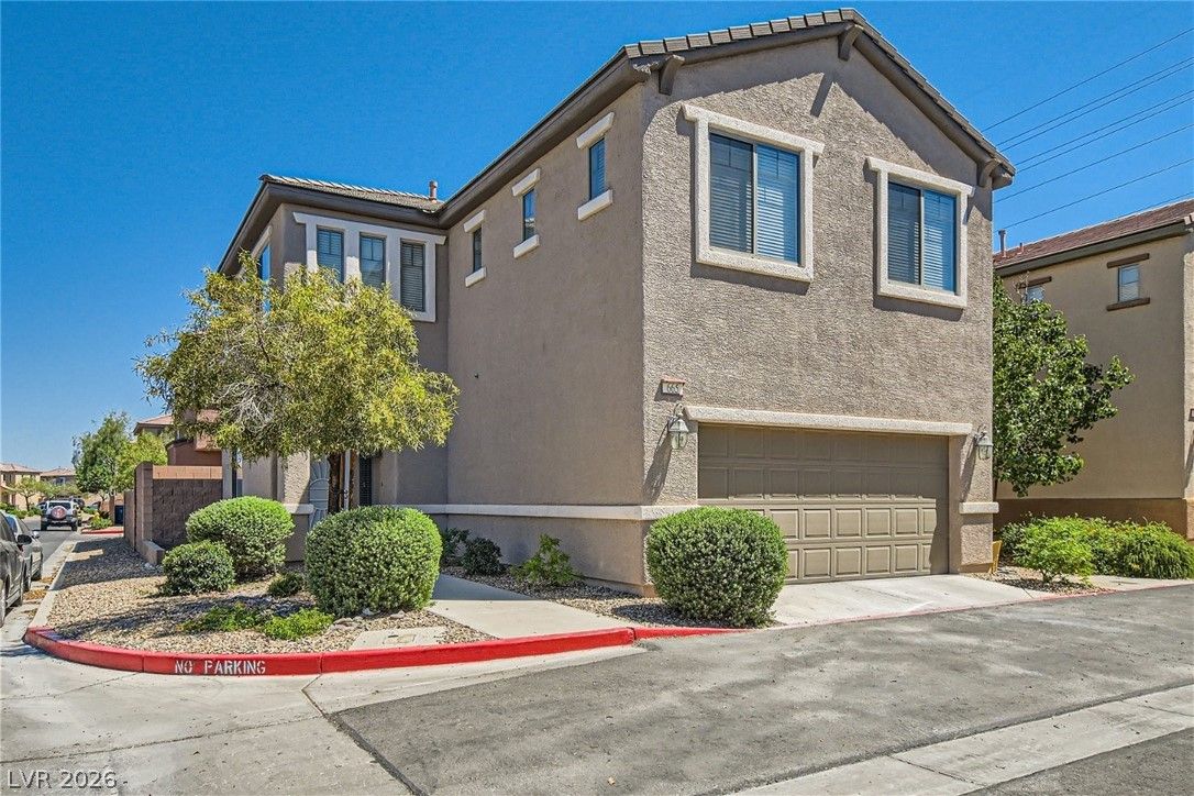 665 Calamus Palm Place — photo 4