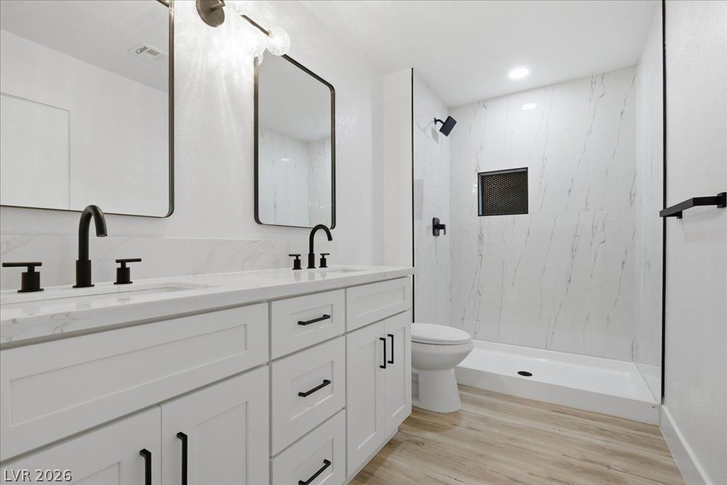 1326 Darlene Way — photo 4