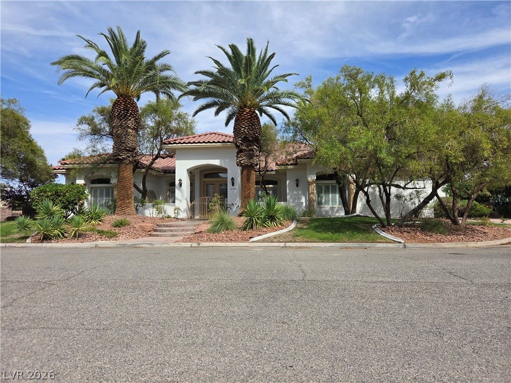 2100 Bogart Court — photo 2 of 26