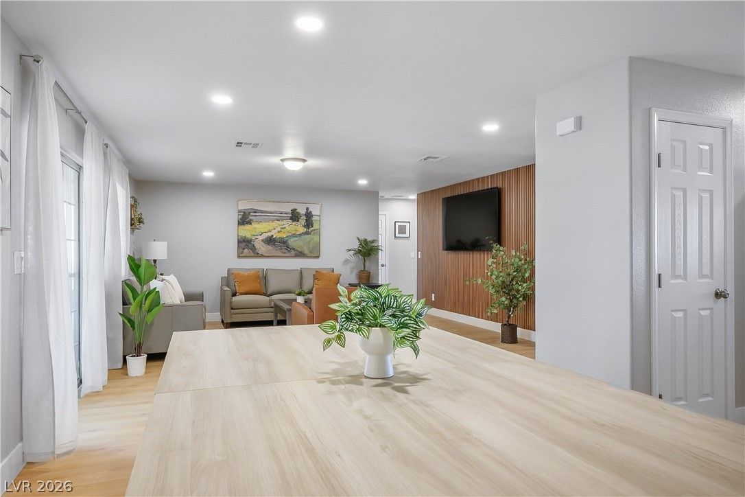 6990 West Richmar Avenue — photo 5