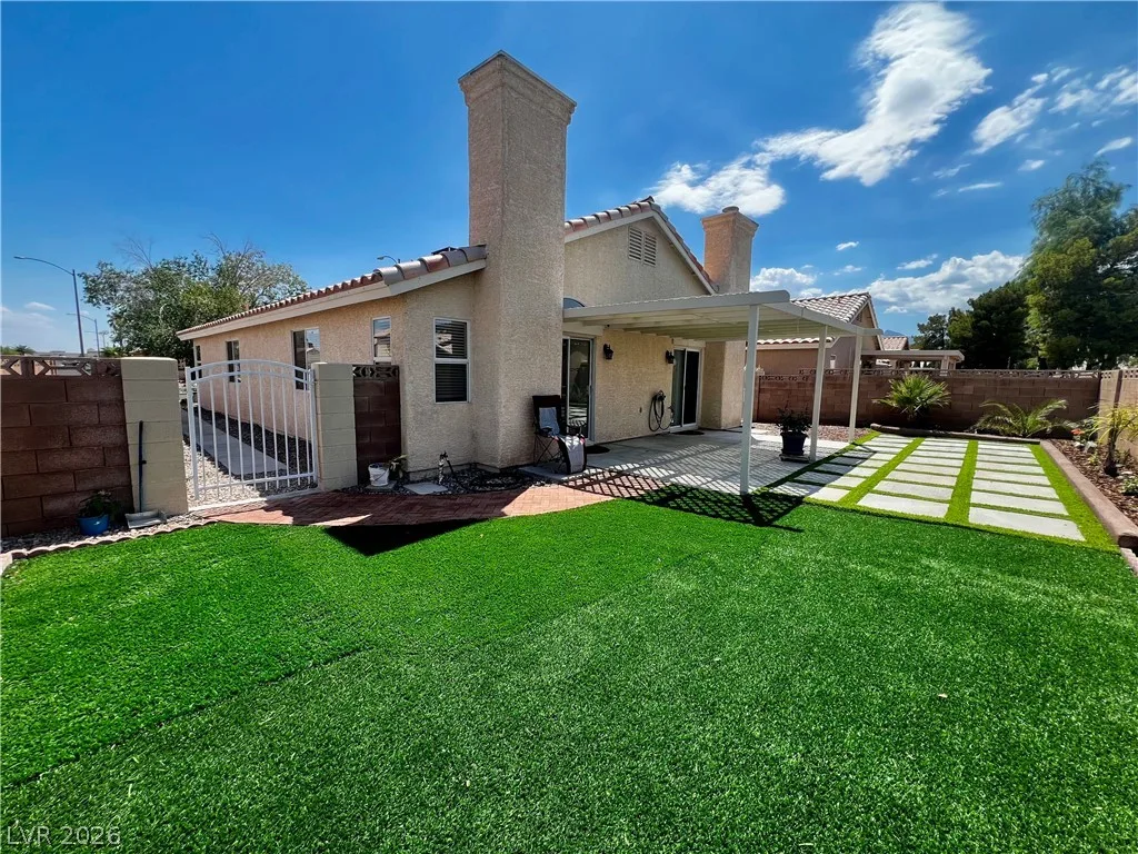 7100 Village Shore Court — photo 3