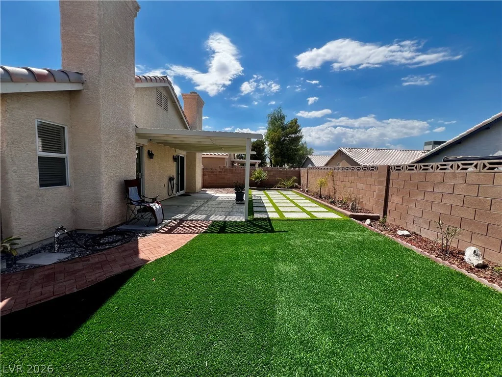 7100 Village Shore Court — photo 4