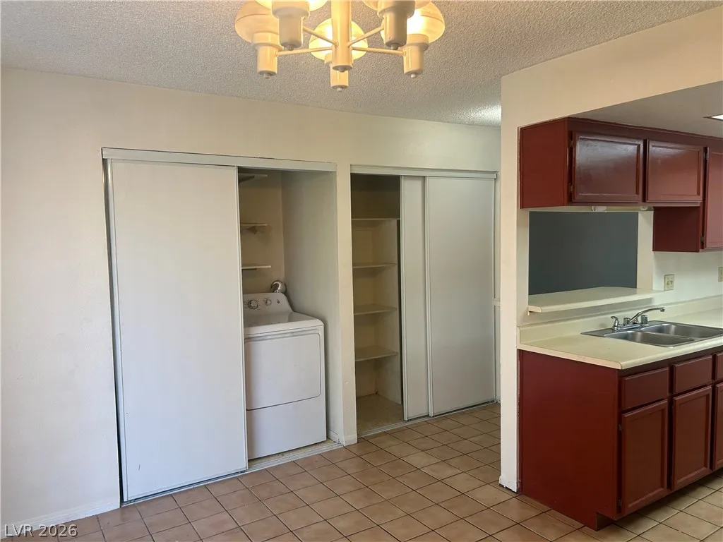 5429 Centurion Court 101 — photo 5 of 14
