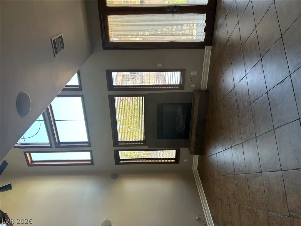 7612 Zermatt Avenue — photo 2