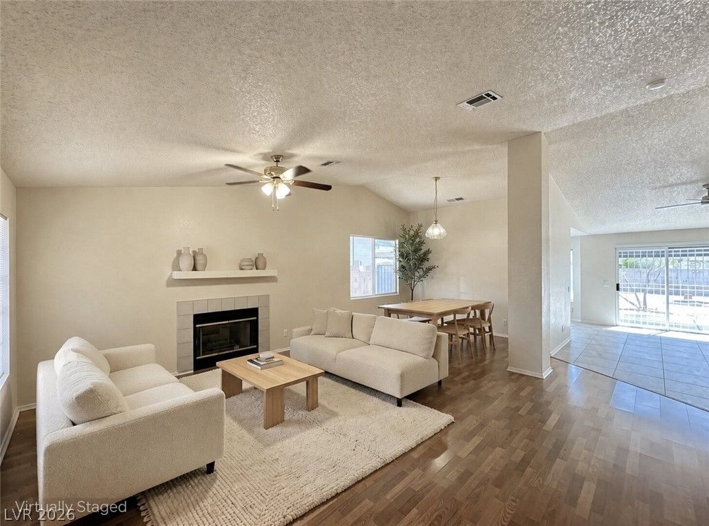 3822 Flickering Star Drive — photo 4