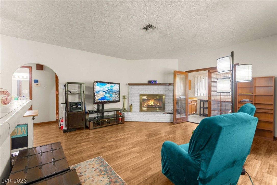 1400 Santa Margarita Street H — photo 2