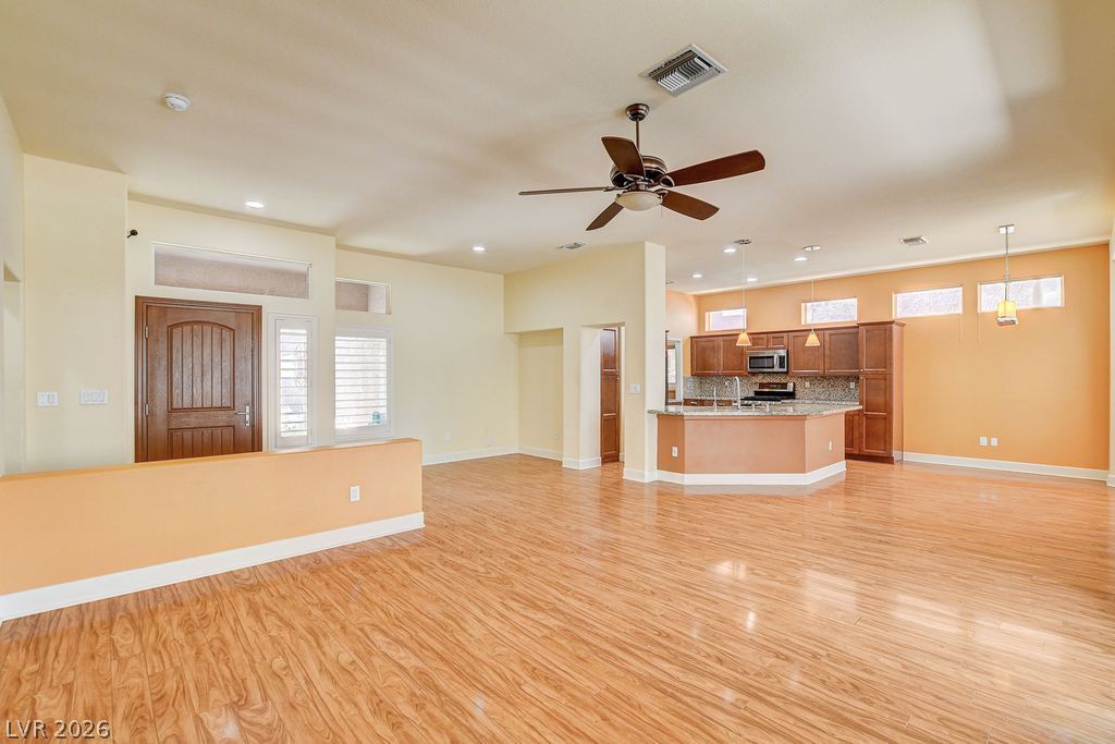 10324 Georgetown Place — photo 2 of 44