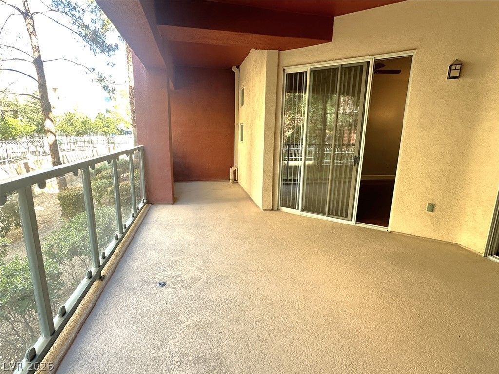 59 East Agate Avenue 204 — photo 3 of 25