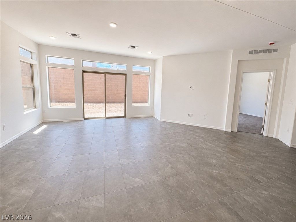 7443 Legacy Point Street — photo 3 of 6