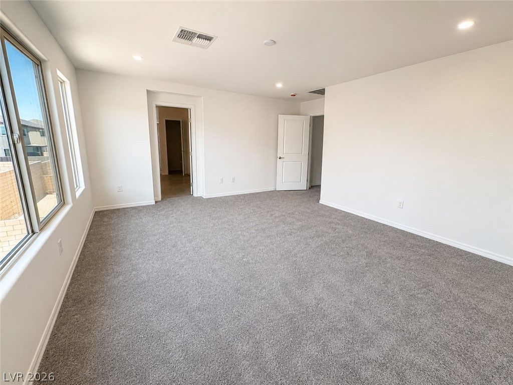 7443 Legacy Point Street — photo 5 of 6