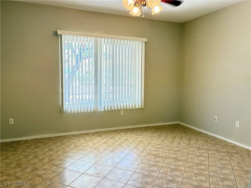 2523 Romanza Road — photo 4