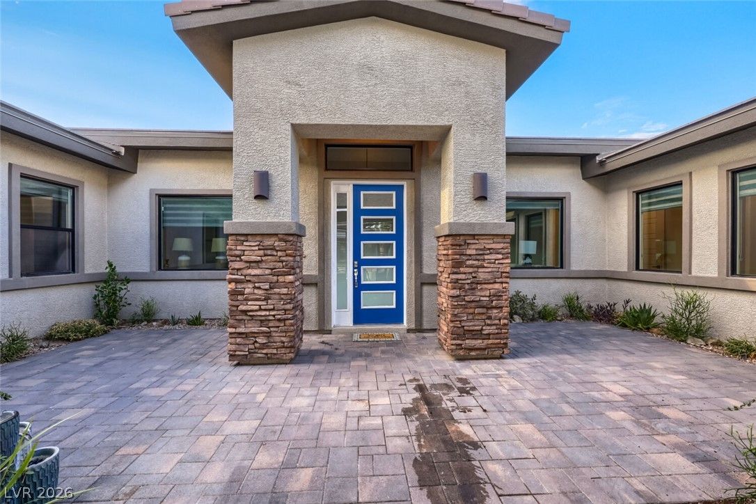 9520 Ponderay Court — photo 4 of 71