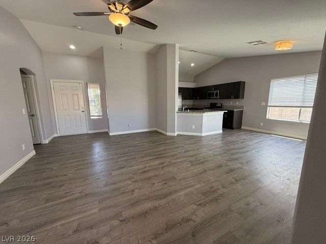 5029 Vista Del Rancho Way — photo 3 of 36