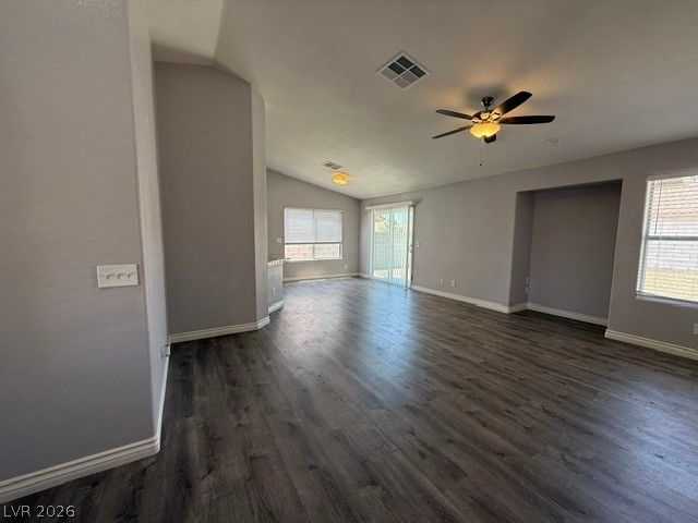 5029 Vista Del Rancho Way — photo 4 of 36