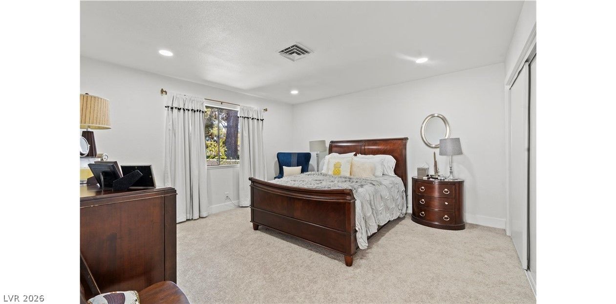 2120 Plaza Del Cerro — photo 3 of 42