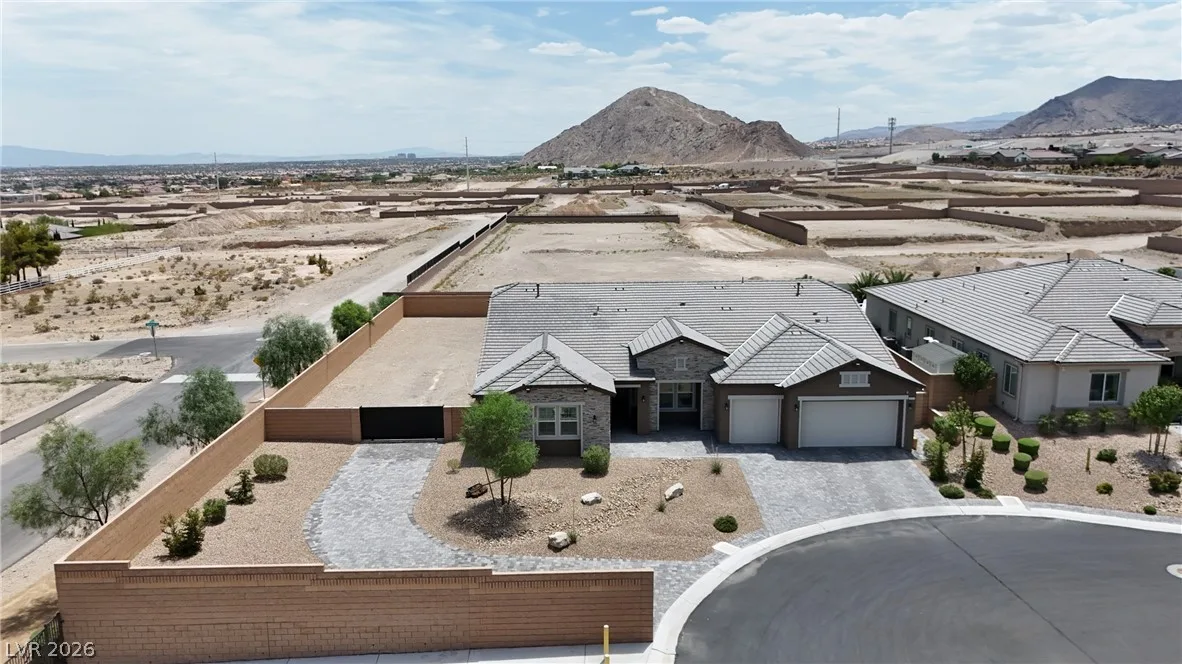 9915 Justin Earl Avenue — photo 4