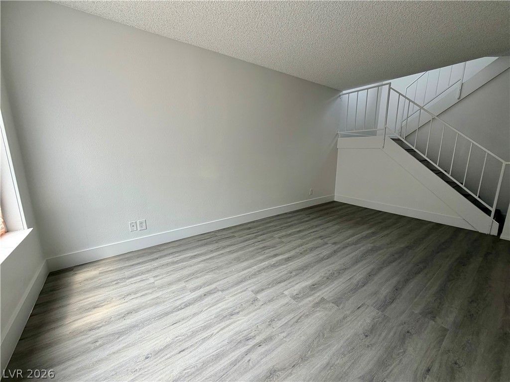 2212 Tall Pine Drive — photo 3